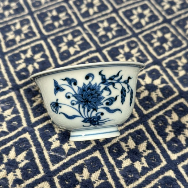 柴窑福利折枝莲小压手杯手工主人杯