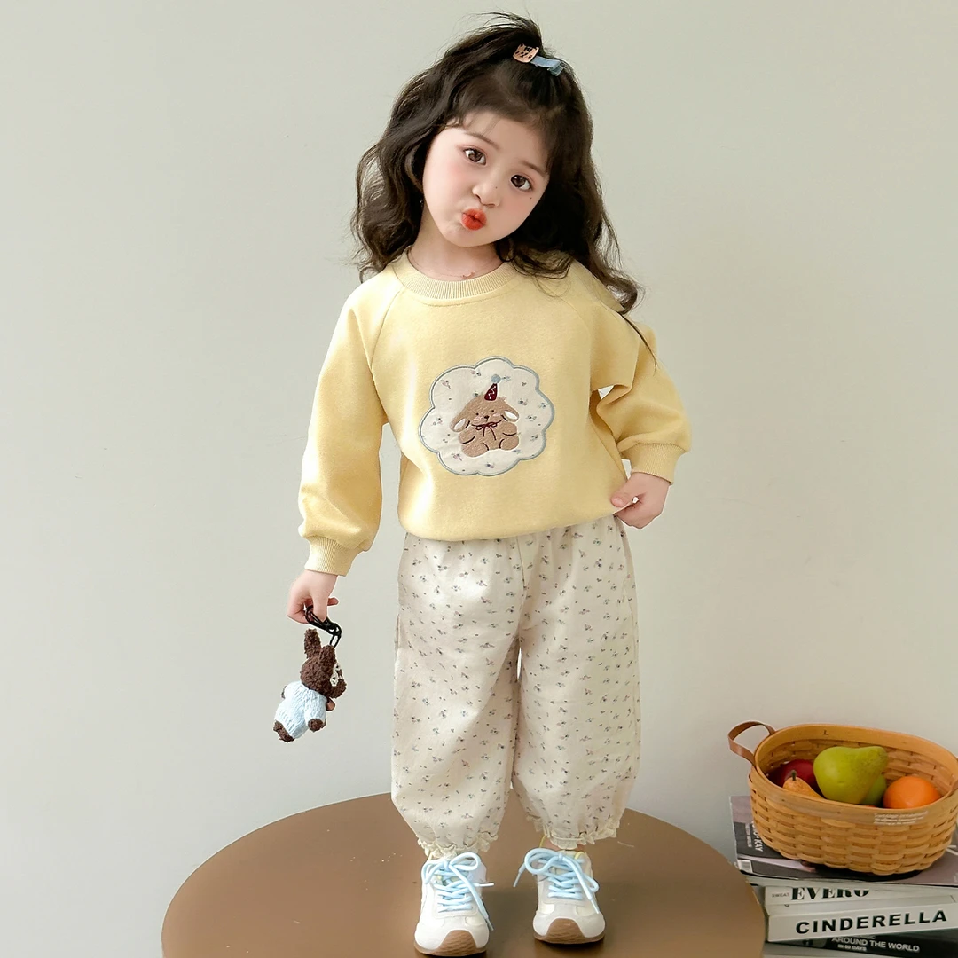 女童秋装套装2025新款4-6岁幼儿园潮款小童女宝春秋季洋气两件套