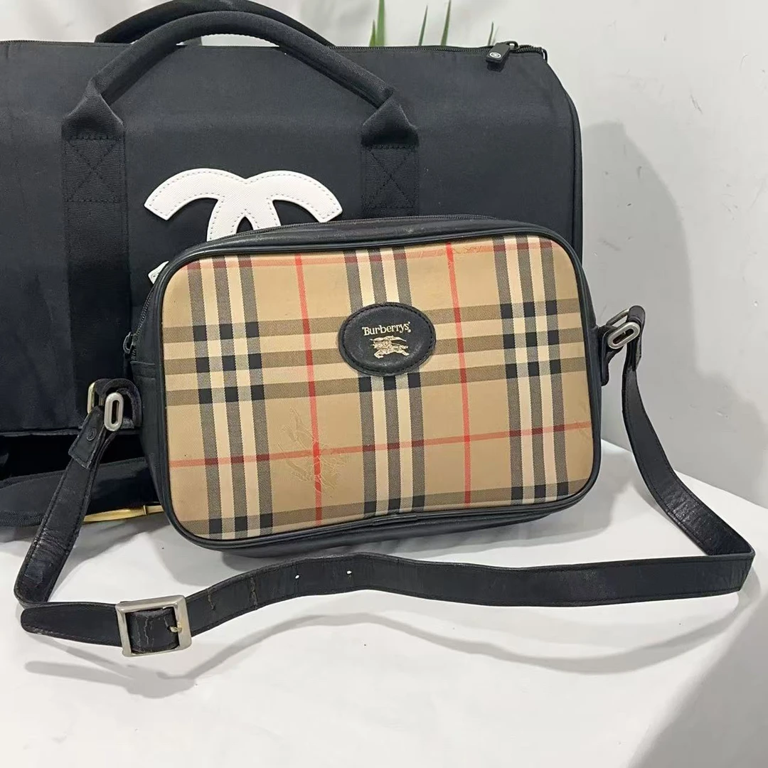 95新 BURBERRY/博柏利 巴宝莉斜挎相机包/聪聪/95新