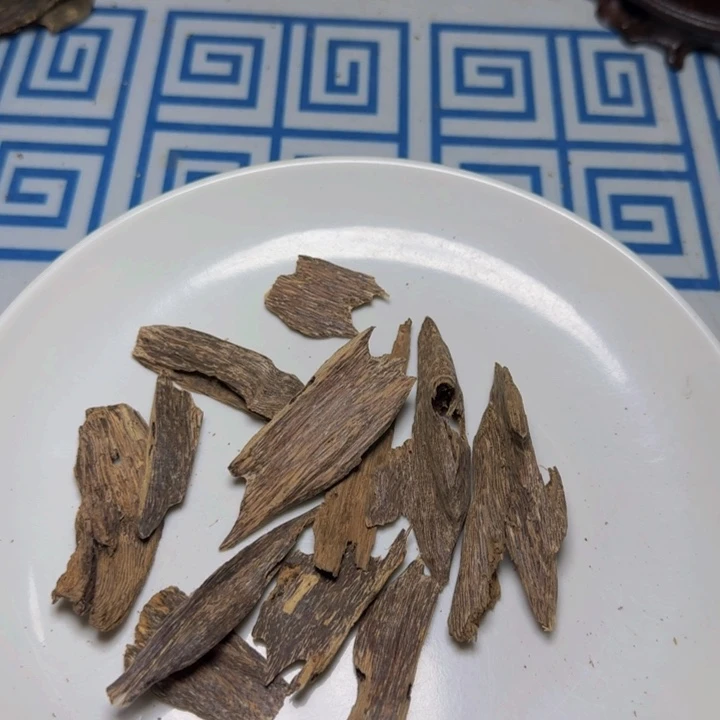 木质海南沉香虫漏21克