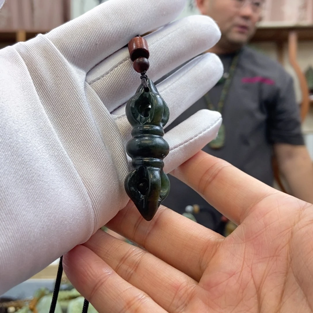 和田玉降魔杵（多样性发一件）未镶嵌