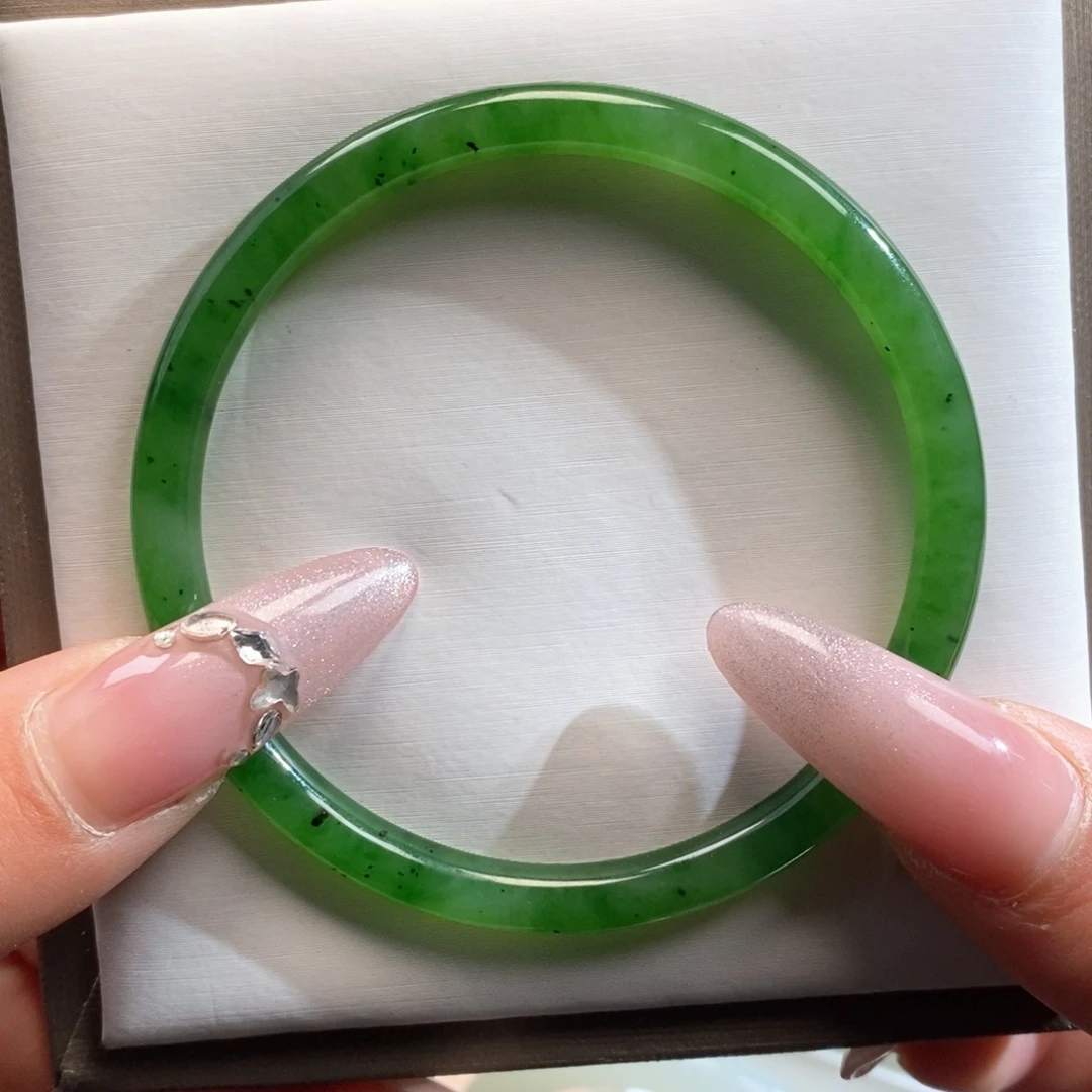 和田玉手镯未镶嵌碧玉阳绿叮当圆条5859