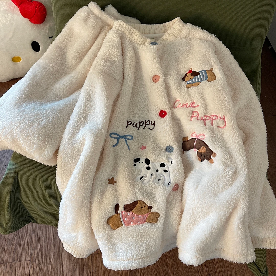 杏色小狗睡衣女生新款冬季加绒加厚长毛绒圆领开衫韩系宽松家居服