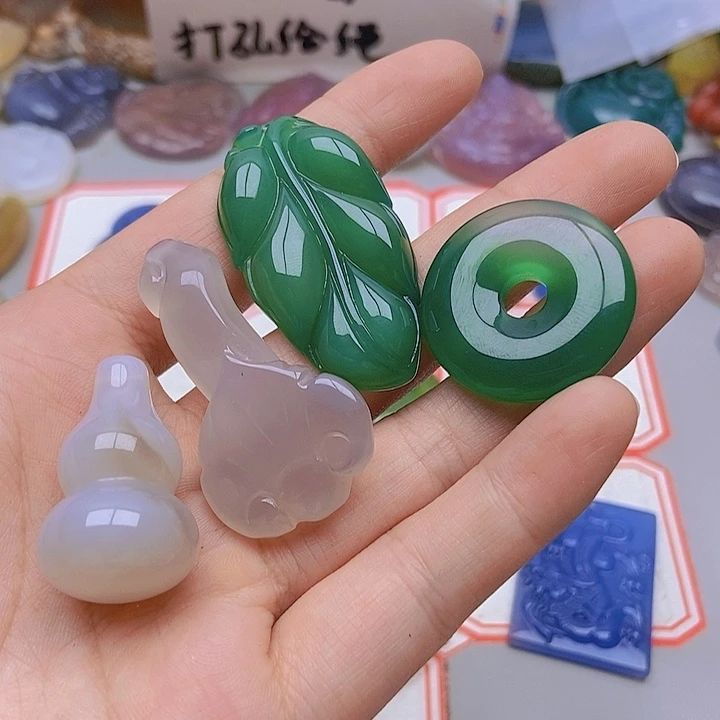 【闪购商品】玛瑙/玉髓未镶嵌珠宝半成品梦*