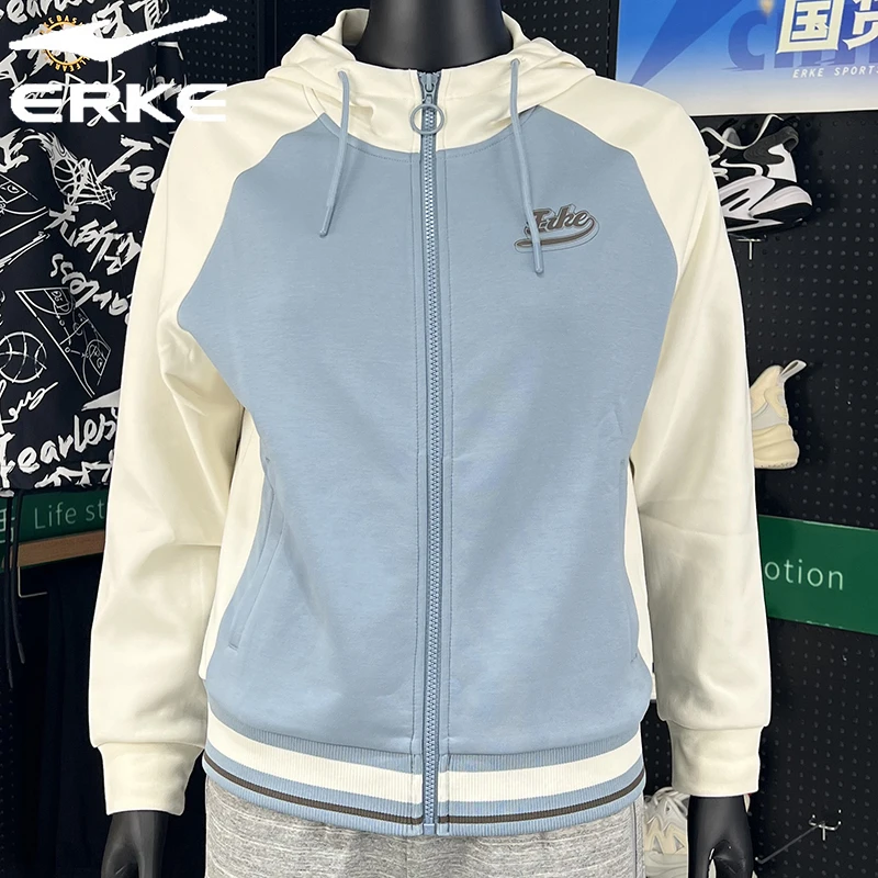 erke/鸿星尔克连帽卫衣女秋冬新款浅色运动上衣针织百搭保暖外套