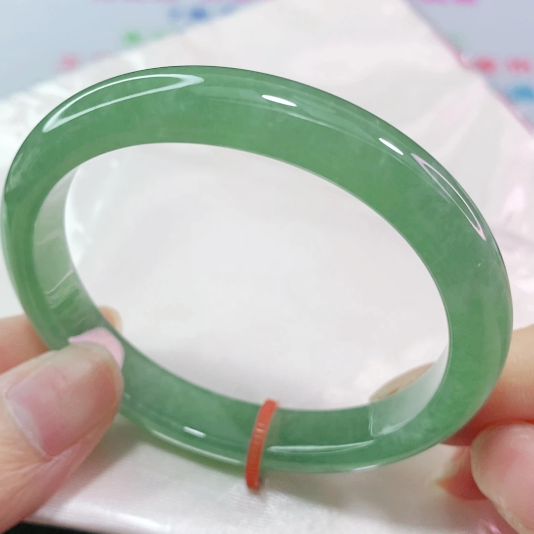 翡翠手镯未镶嵌52.6贵妃