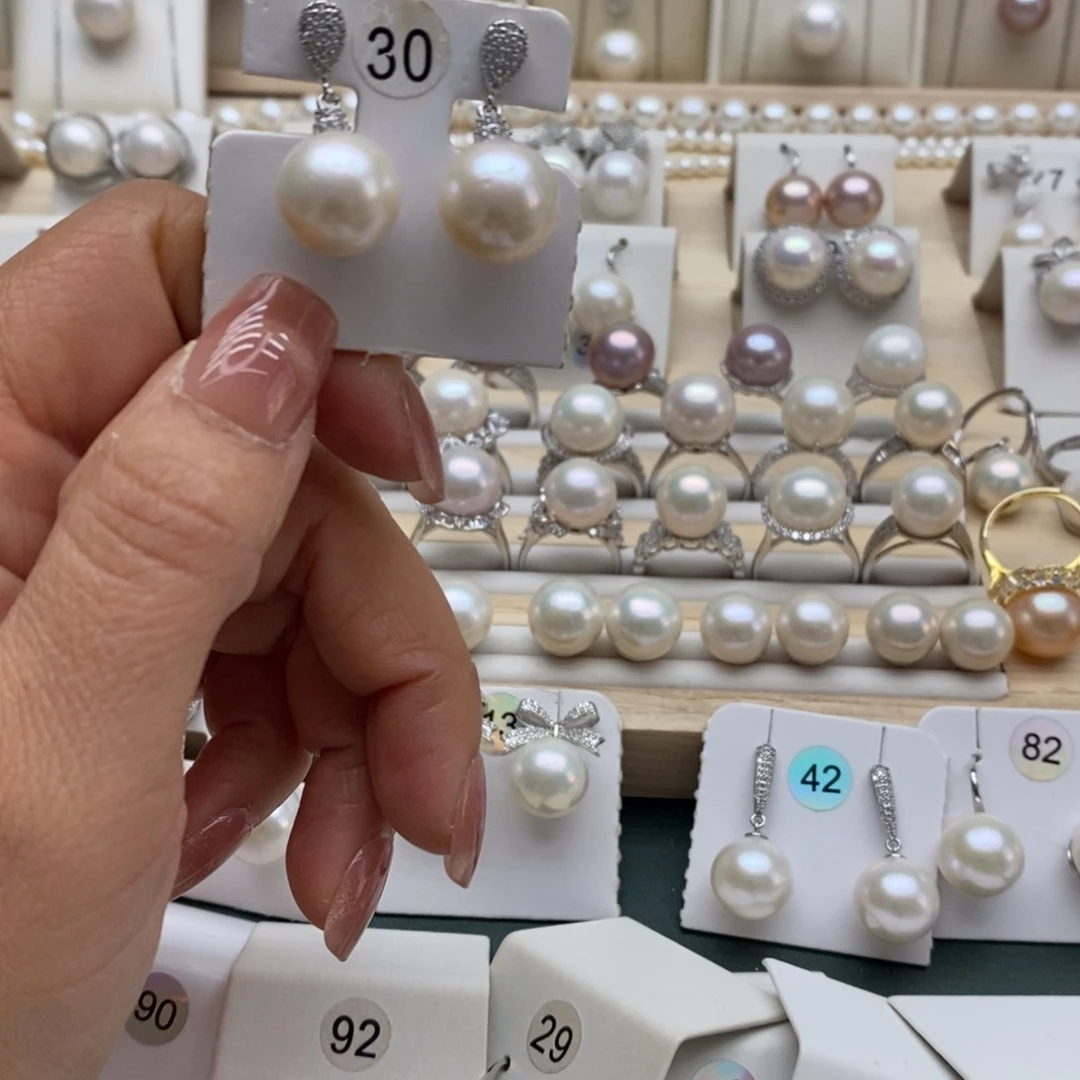 颈饰银S925镶嵌淡水珍珠