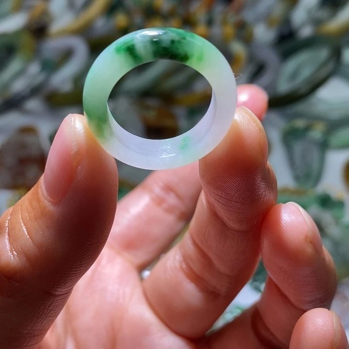 定制翡翠未镶嵌毛货