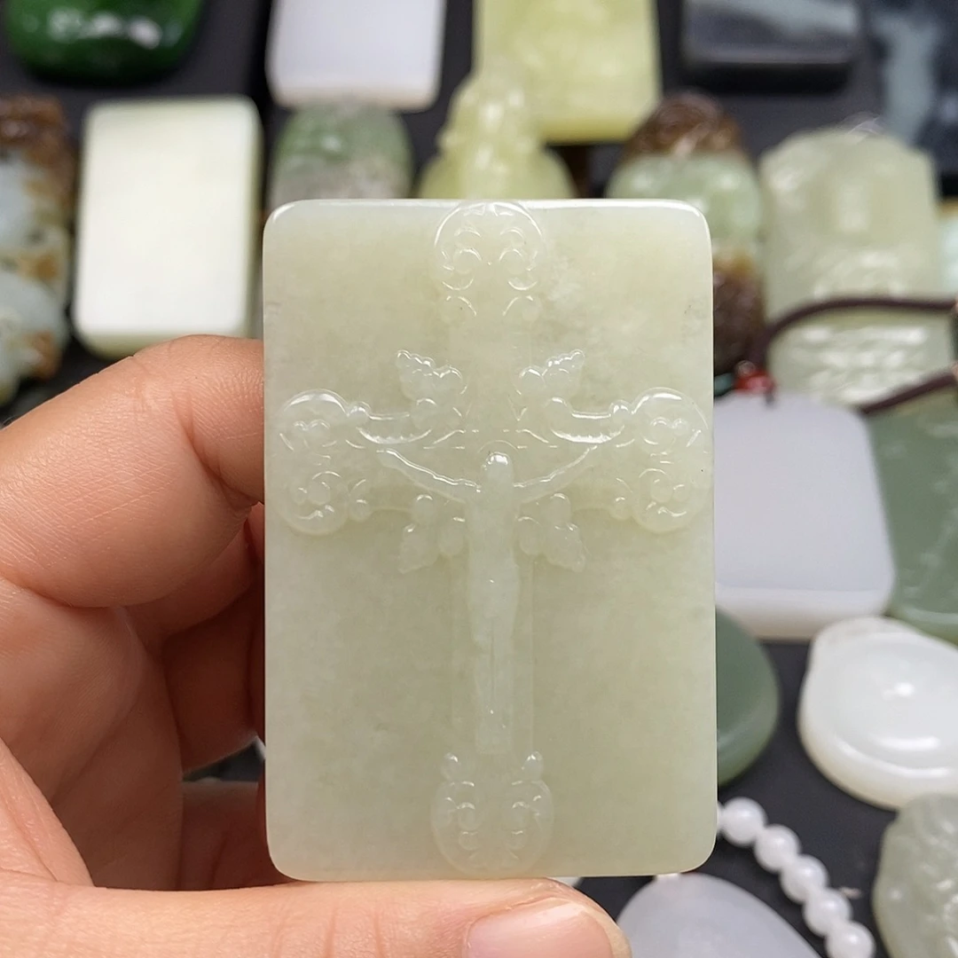 和田玉未镶嵌颈饰