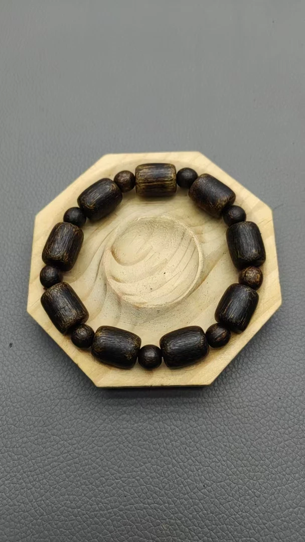 【一木一香缘】沉香木串手串多样性发其一F21