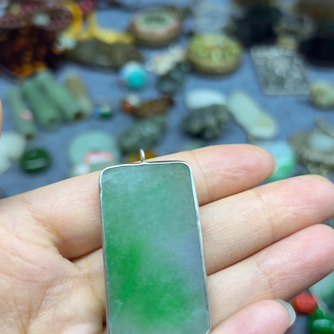 秀***.挂件，摆件桌上小摆件