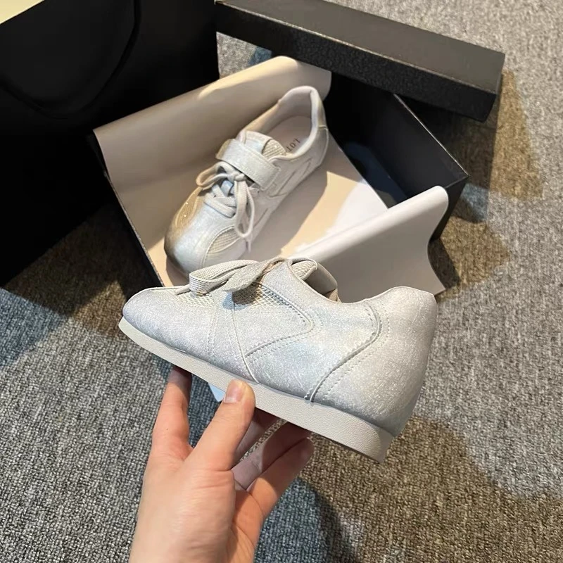 597-7平底轻便灰色德迅百搭懒人休闲鞋运动鞋低帮