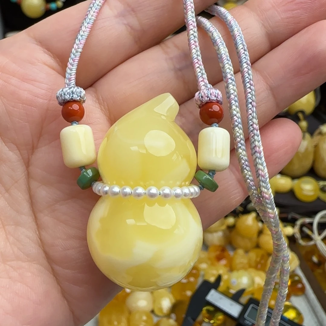 未镶嵌套链琥珀天然白花蜜蜡葫芦吊坠
