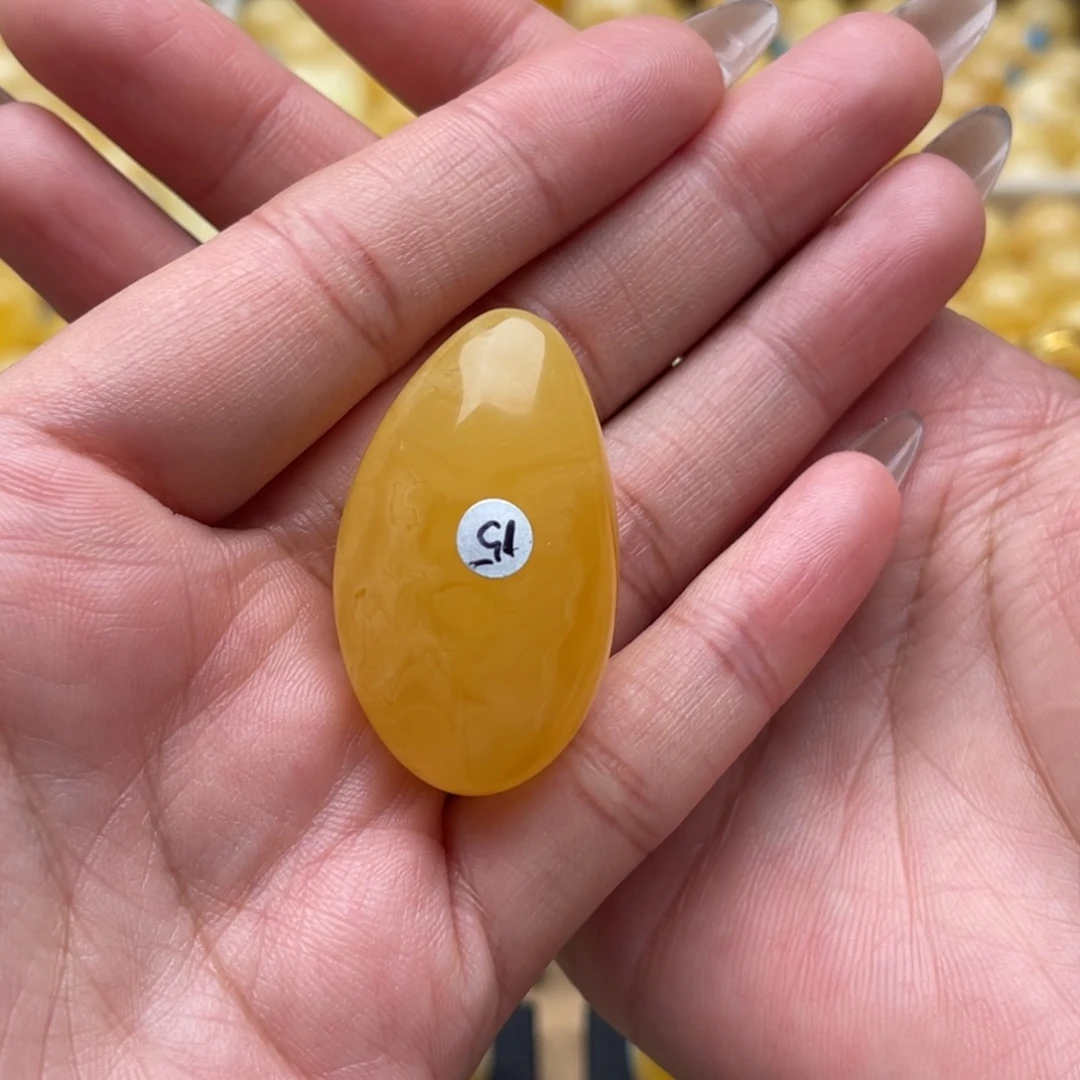 琥珀未镶嵌裸石蜜蜡吊坠微瑕笑