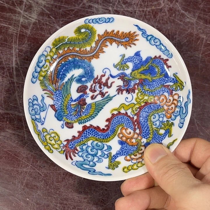 摆件////////直径13.5厘米。红。