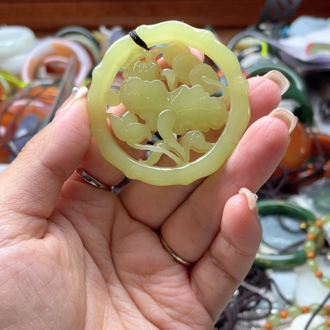 蛇纹石玉未镶嵌手链