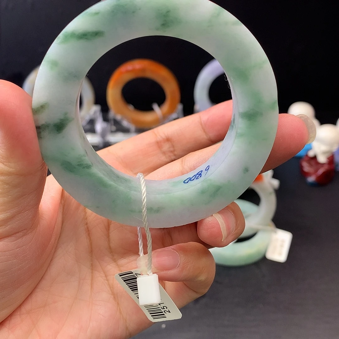 定制翡翠未镶嵌正圈