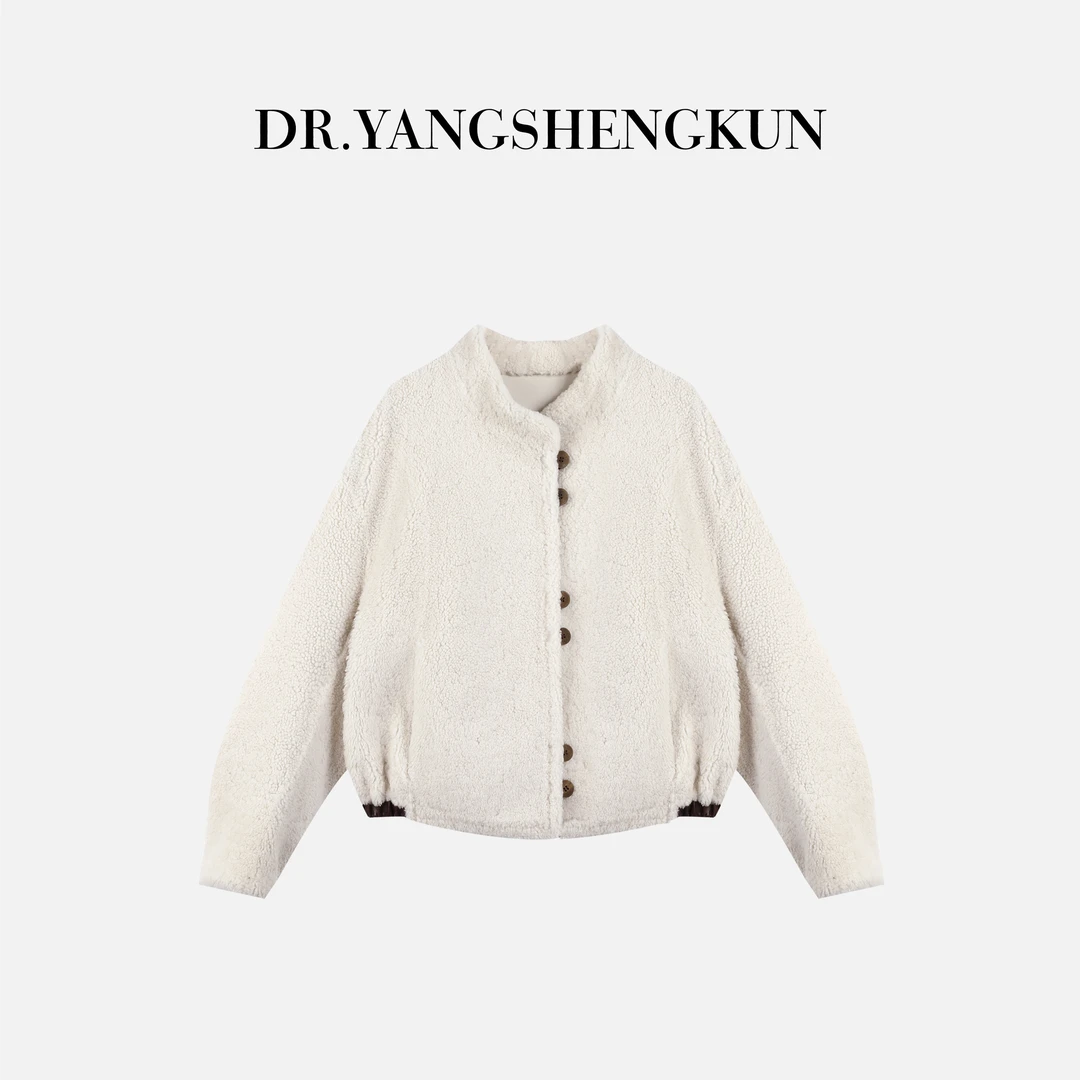 杨圣坤2025新品西班牙进口高级感百搭保暖皮毛一体外套EY25101003