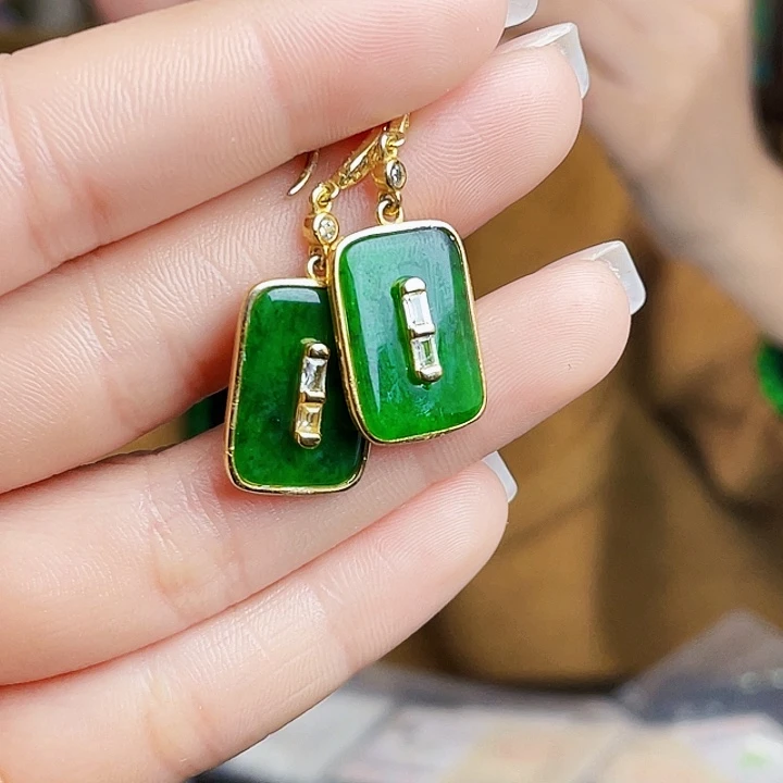 翡翠银S925镶嵌颈饰多样性