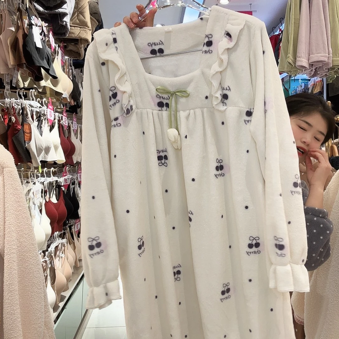 三醋酯纤维紫色樱桃