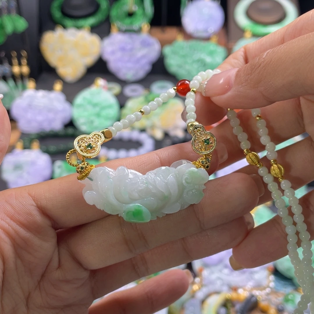 翡翠未镶嵌颈饰代编织