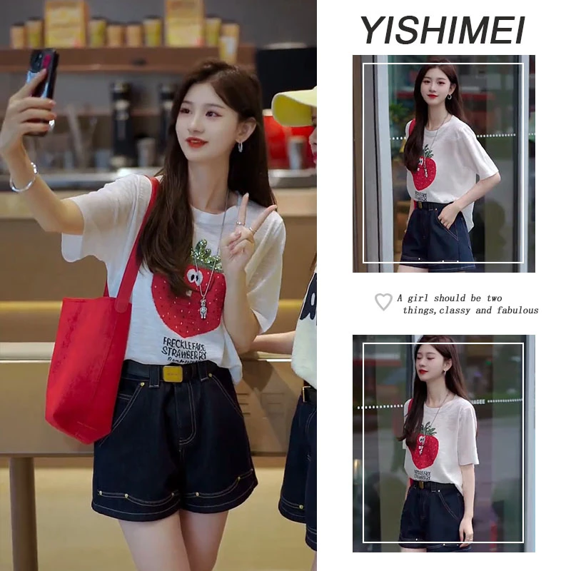 【现货】今年流行一整套2025年新款百搭减龄短袖上衣显瘦短裤两件套