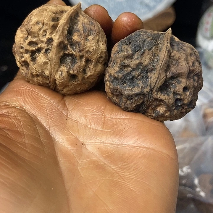 把件文玩核桃云南铁核桃基地85