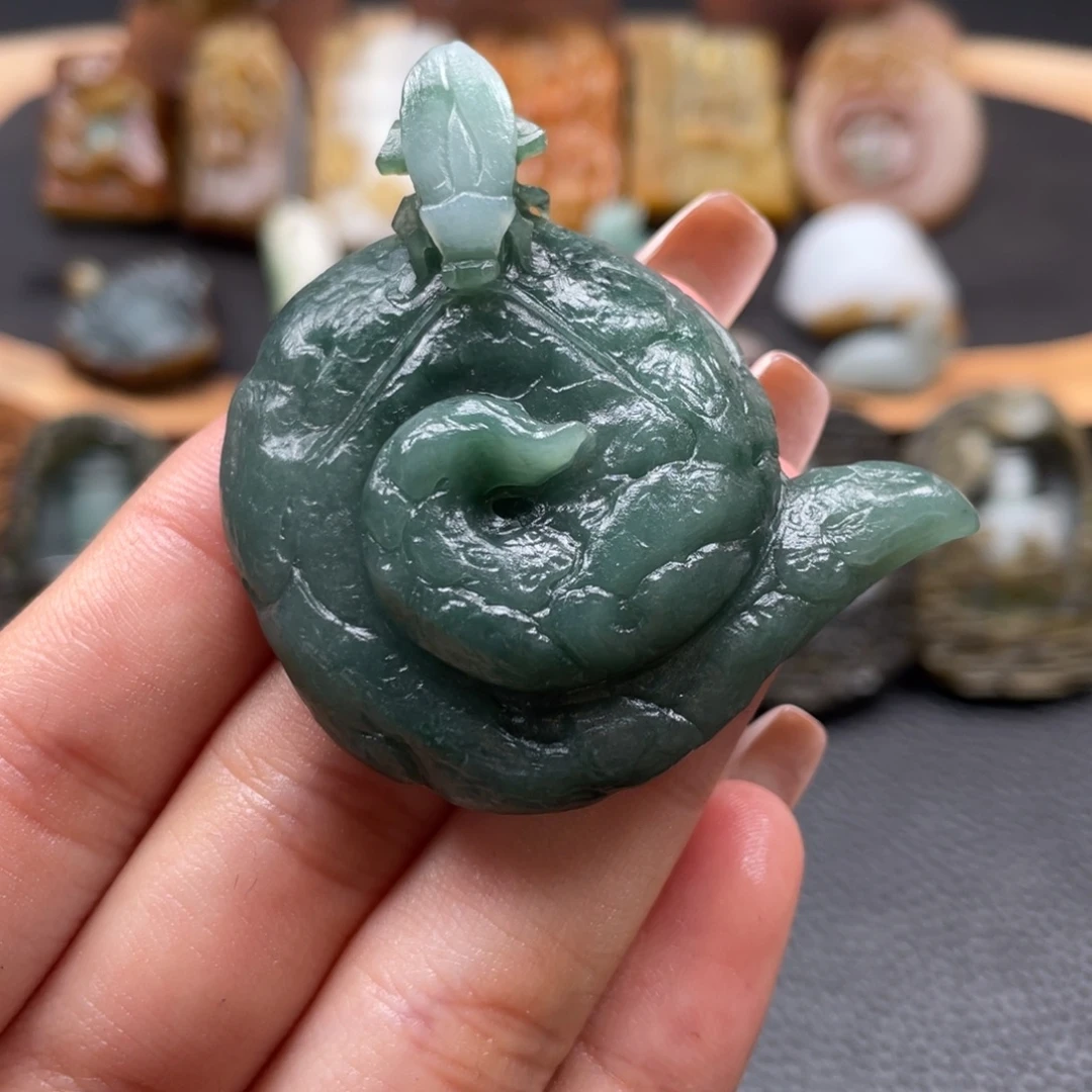 定制翡翠未镶嵌翡翠