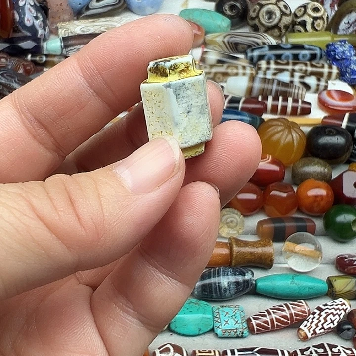 玛瑙/玉髓合金颈饰