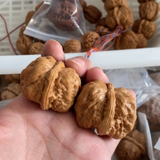 金***钟文玩核桃把件哈哈哈