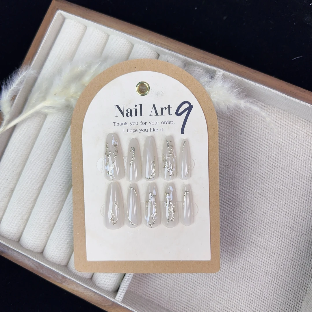 爆款奢华高颜值穿戴甲2024火爆款秋冬高级感显白时尚轻奢美甲 9