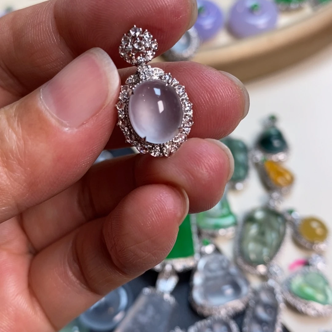 翡翠18K金镶嵌吊坠(不含链)蛋面