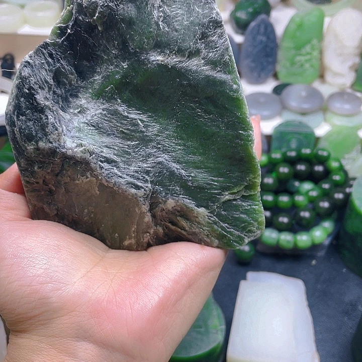 和田玉未镶嵌珠宝半成品