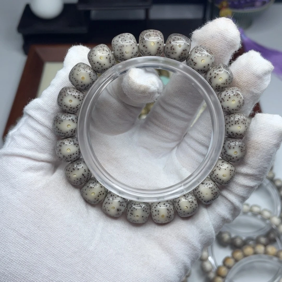 手串星月菩提11×10糯冰一线天B13