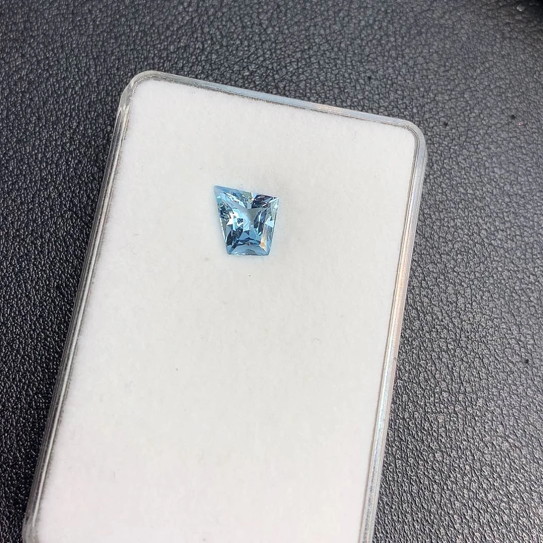 海蓝宝石裸石未镶嵌天然圣玛利亚海蓝宝裸石