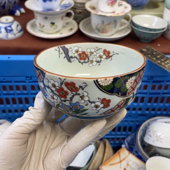 他家瓷器真美…开播了
