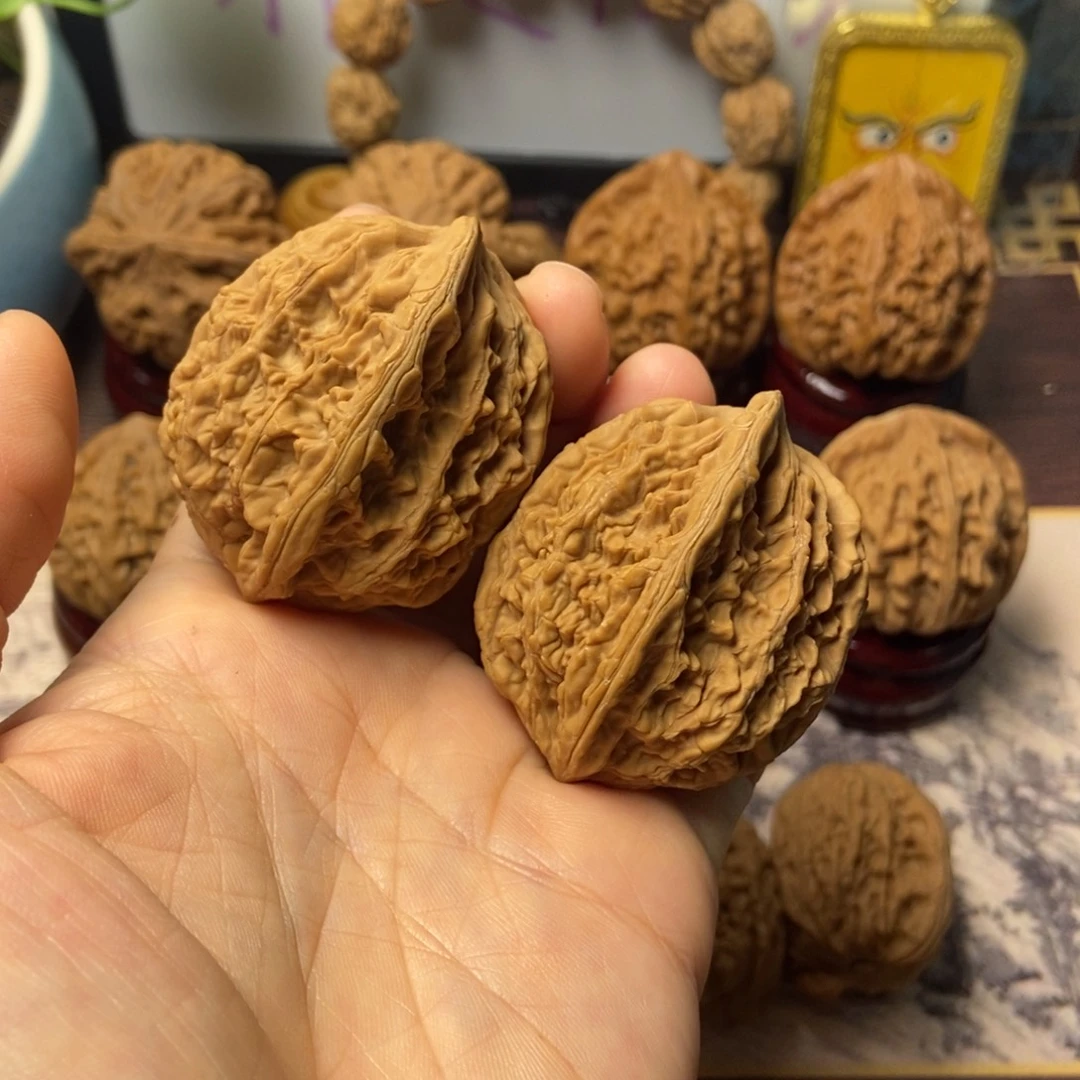 把件文玩核桃全品鸭蛋虎头42