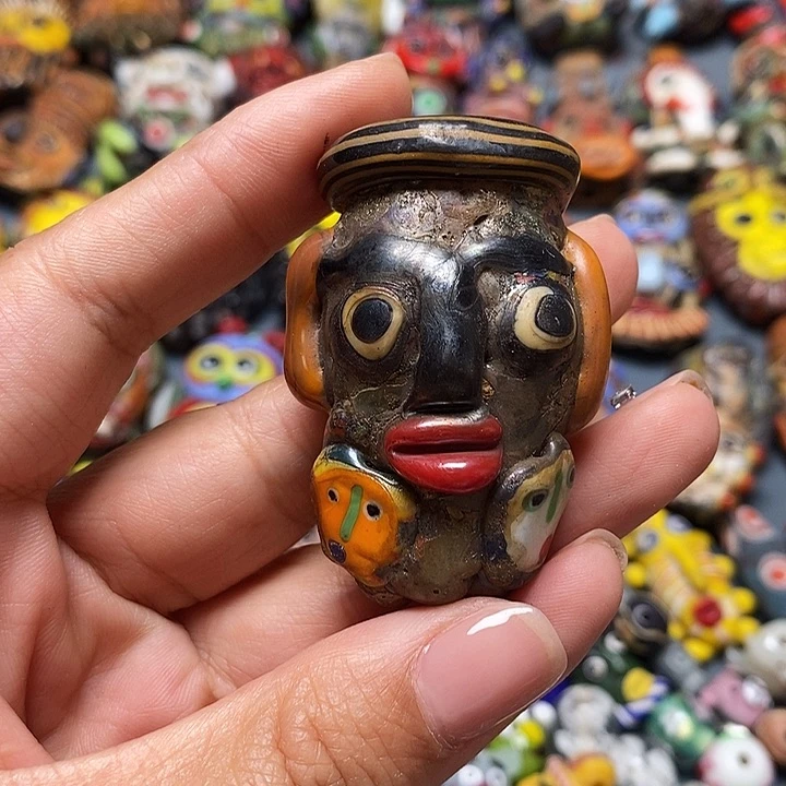 琉璃项链印度尼西亚琉璃娃娃
