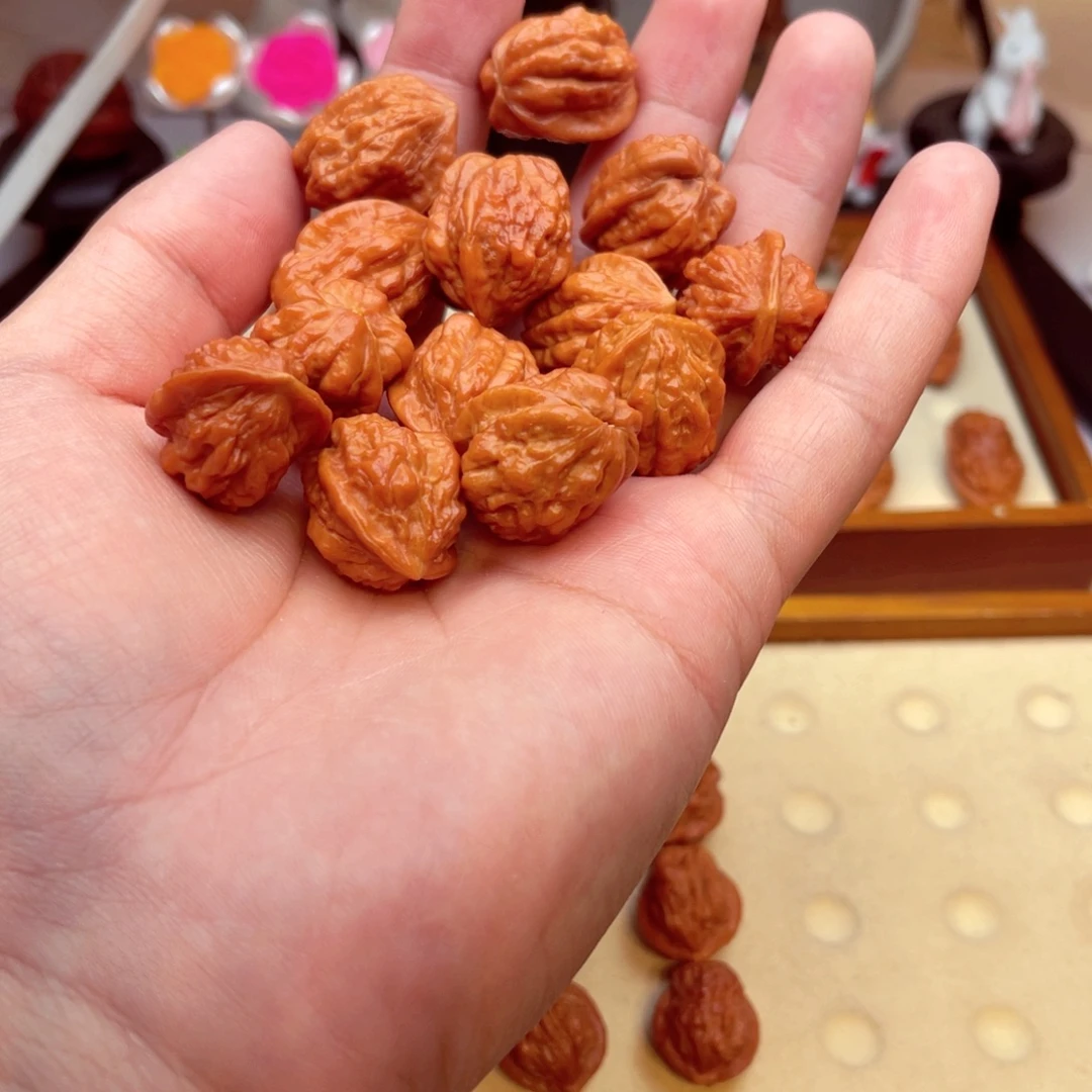 文玩核桃手串蛤蟆头