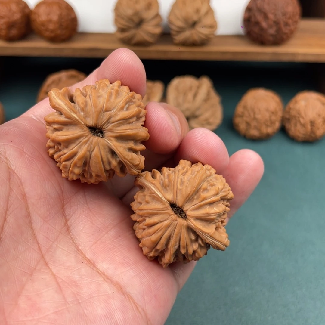 文玩核桃平谷四座楼38.5