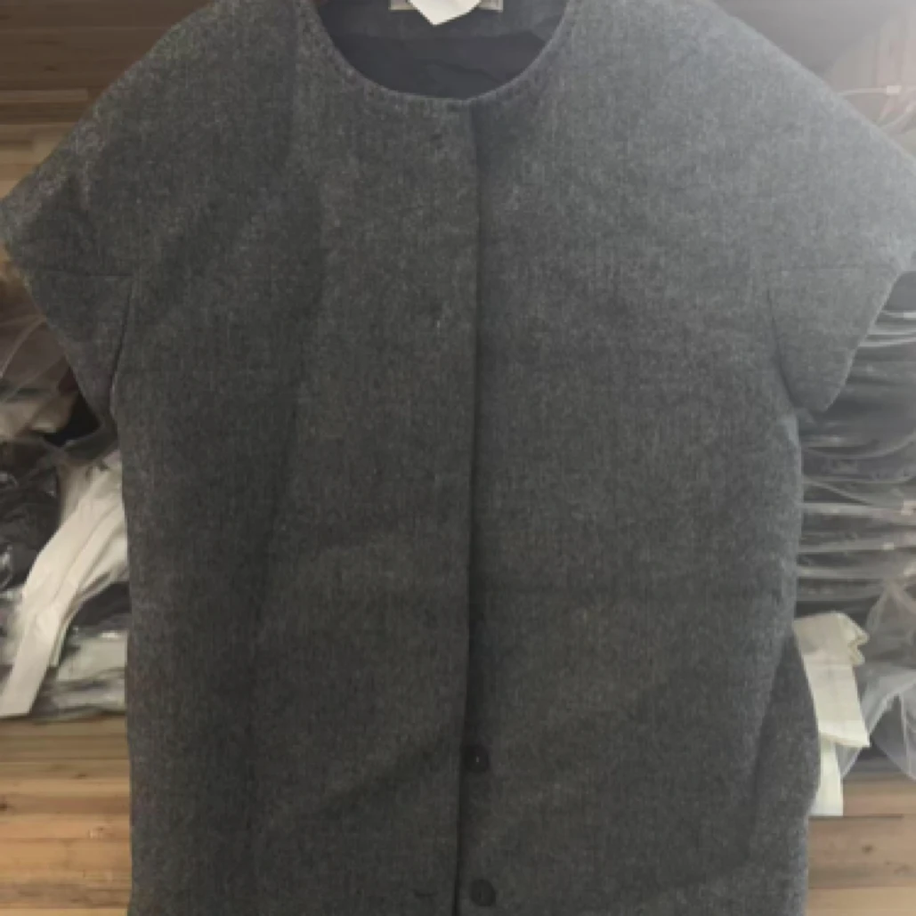 YEVACHAO经典福利单品73号黑色上衣