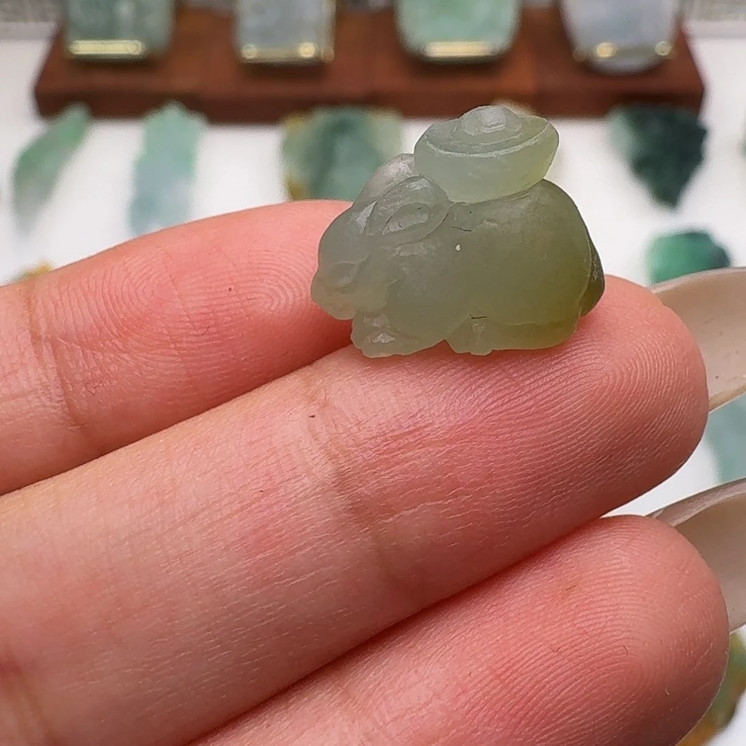 定制翡翠未镶嵌毛货