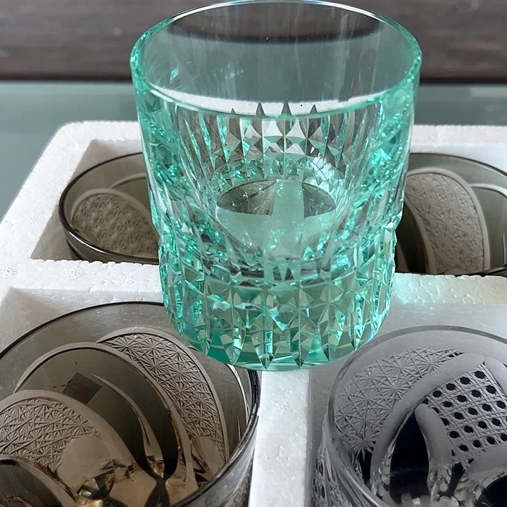 手柄款水晶玻璃n**gk9水晶杯