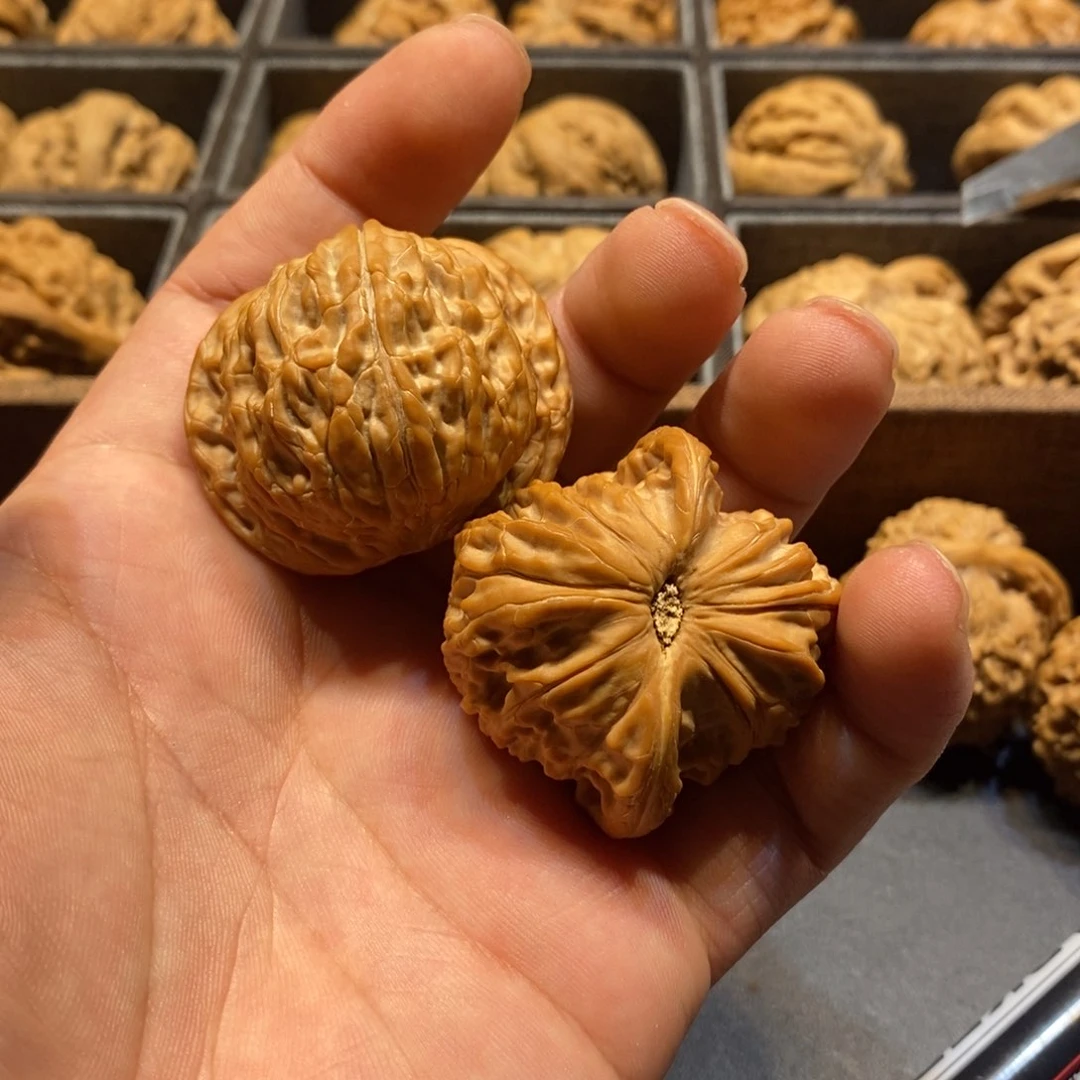 文玩核桃把件黑*儿磨盘60