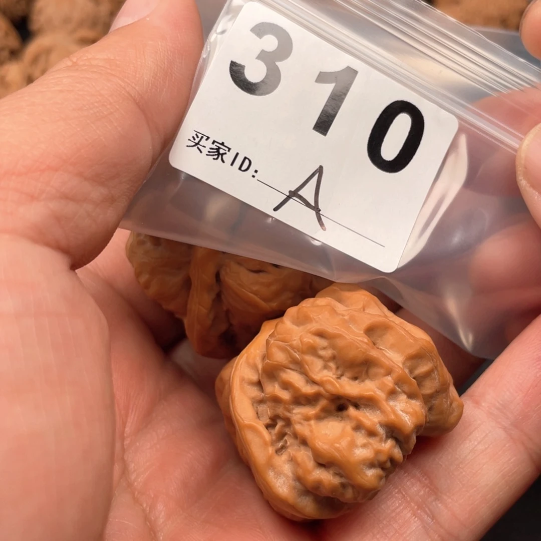 文玩核桃吊坠这***懂蛤蟆39