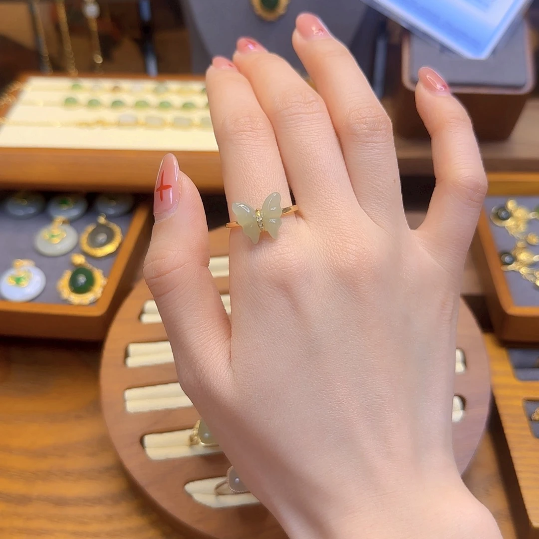 和田玉戒指银S925镀金镶嵌