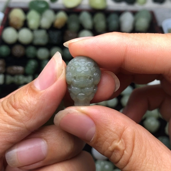 【闪购商品】和田玉未镶嵌颈饰清*