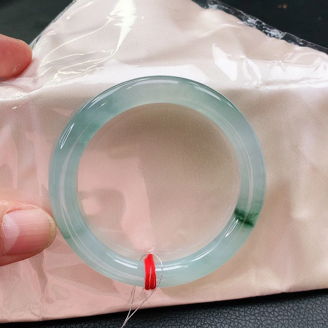 未镶嵌手镯翡翠天然翡翠手镯