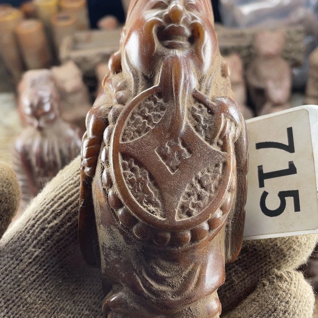 和田玉（糖玉）未镶嵌挂件