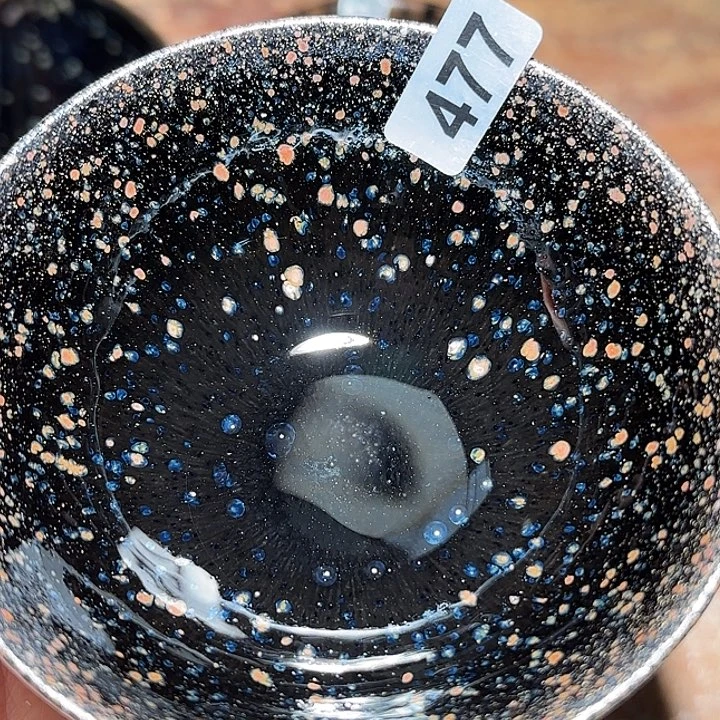 茶盏我不敢看电视我在外面了